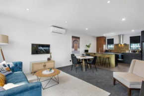 Simply The Best CBD 3 Mins Plus Garage, Christchurch